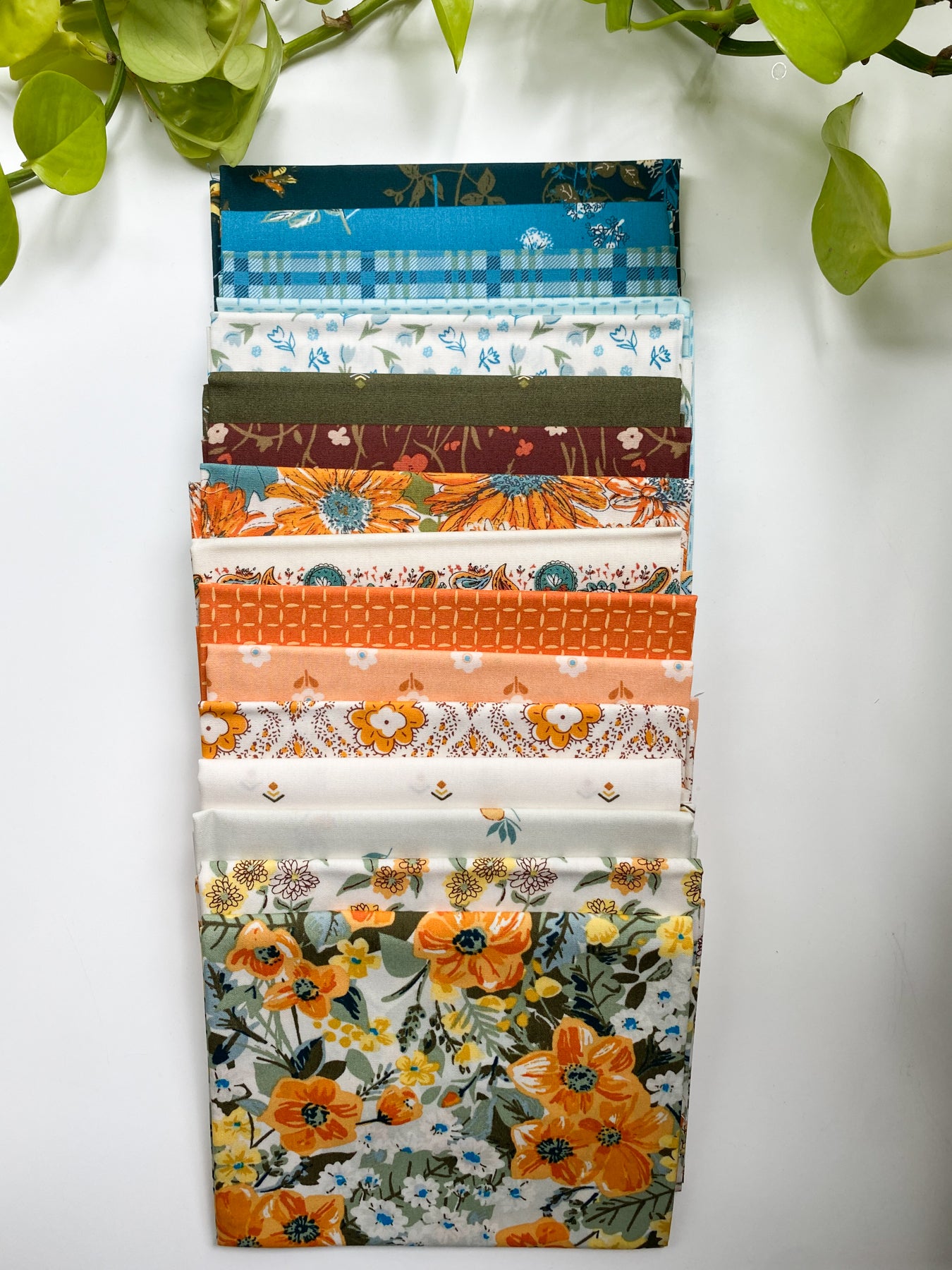 Heirloom - 16 Piece Fat Quarter Bundle