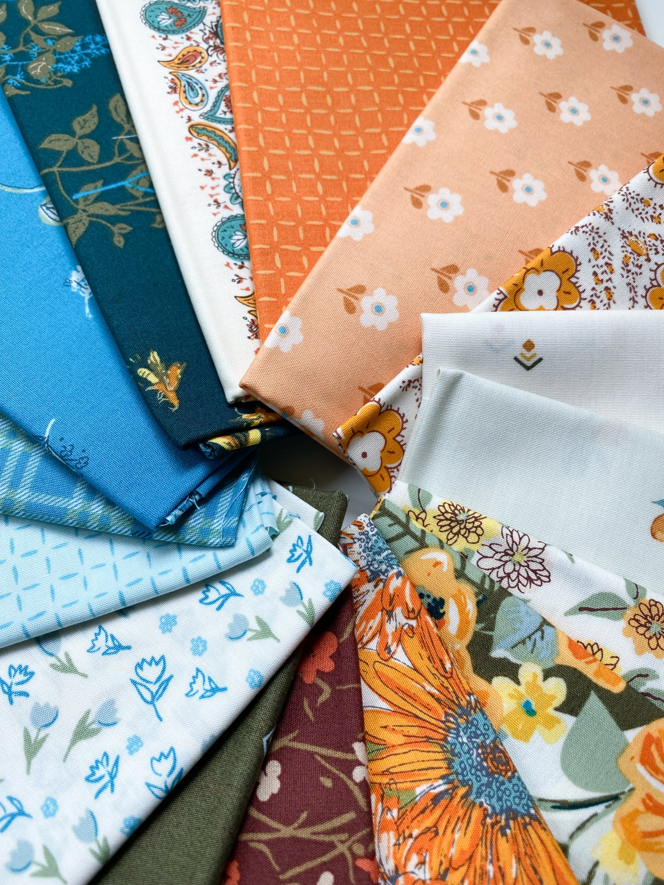 Heirloom - 16 Piece Fat Quarter Bundle