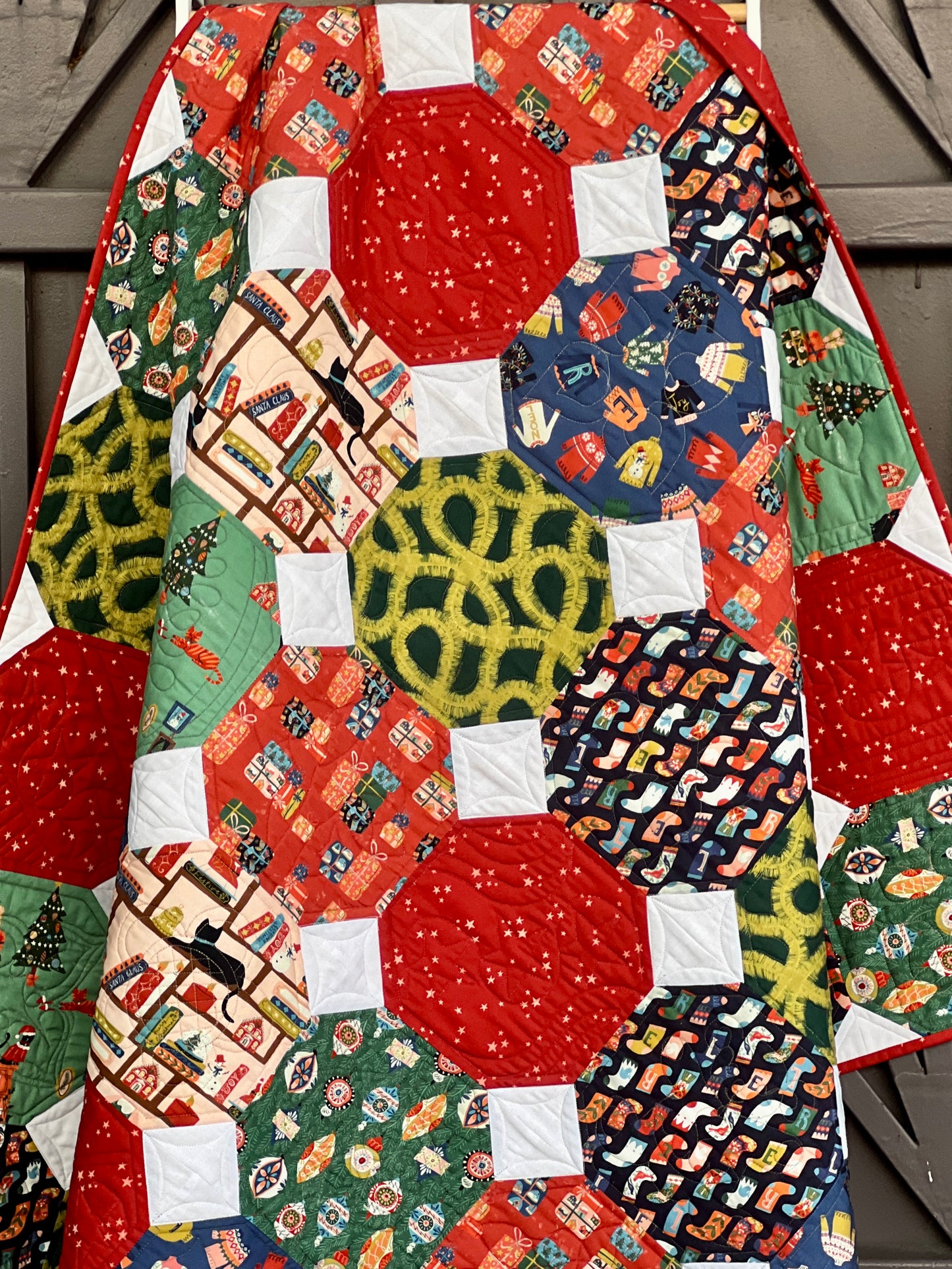 Tinsel Time - Just Dotty Quilt Kit