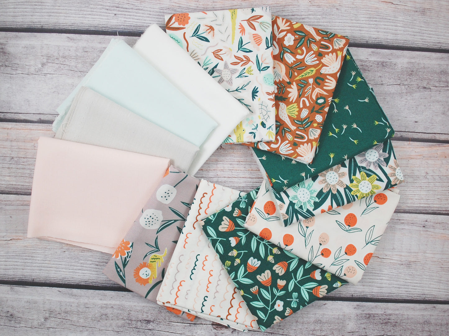 Creatures Great and Small - Fat Quarter Bundle